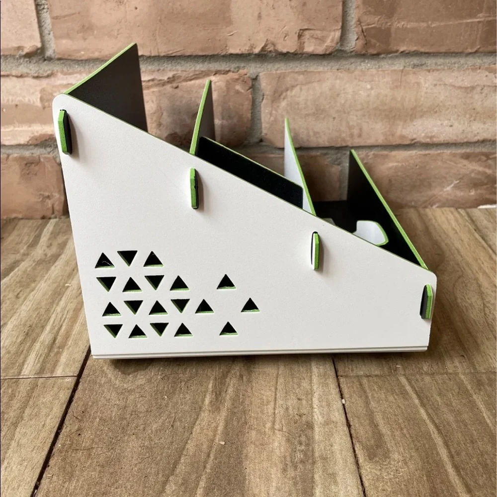 Five Star Tech Charging Station